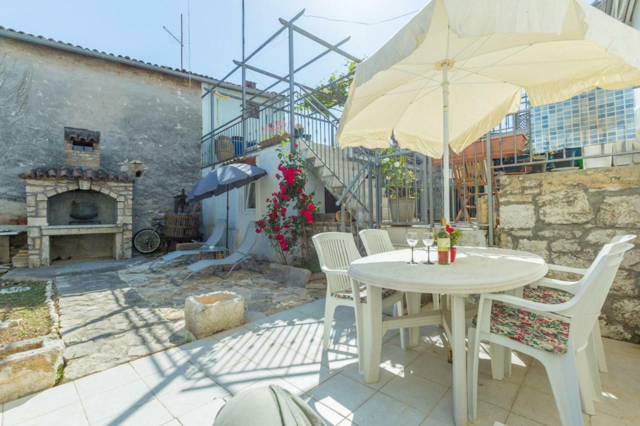 Apartment Kucera روفينج المظهر الخارجي الصورة
