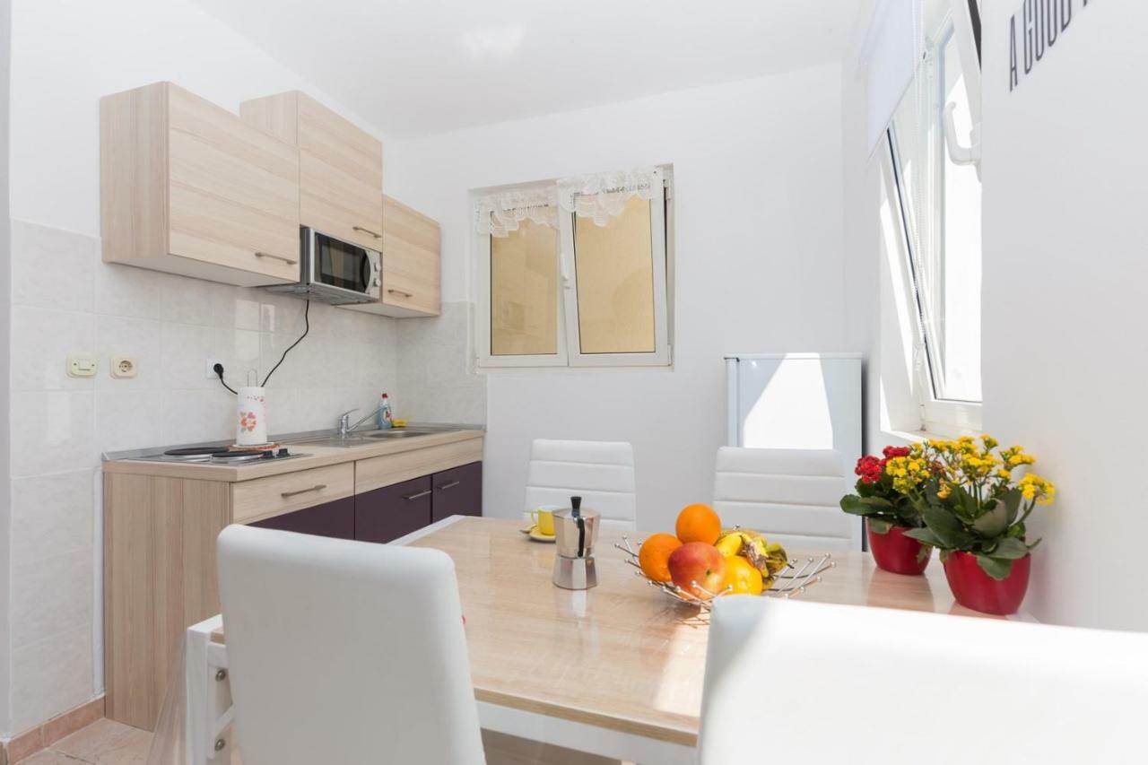 Apartment Kucera روفينج المظهر الخارجي الصورة