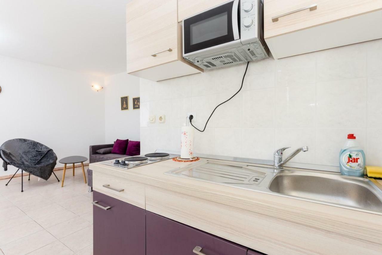 Apartment Kucera روفينج المظهر الخارجي الصورة